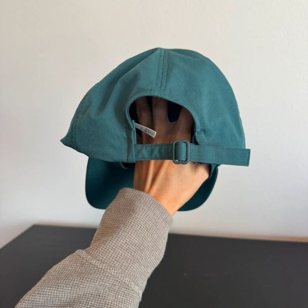 Lululemon hat - Picture 5 of 5